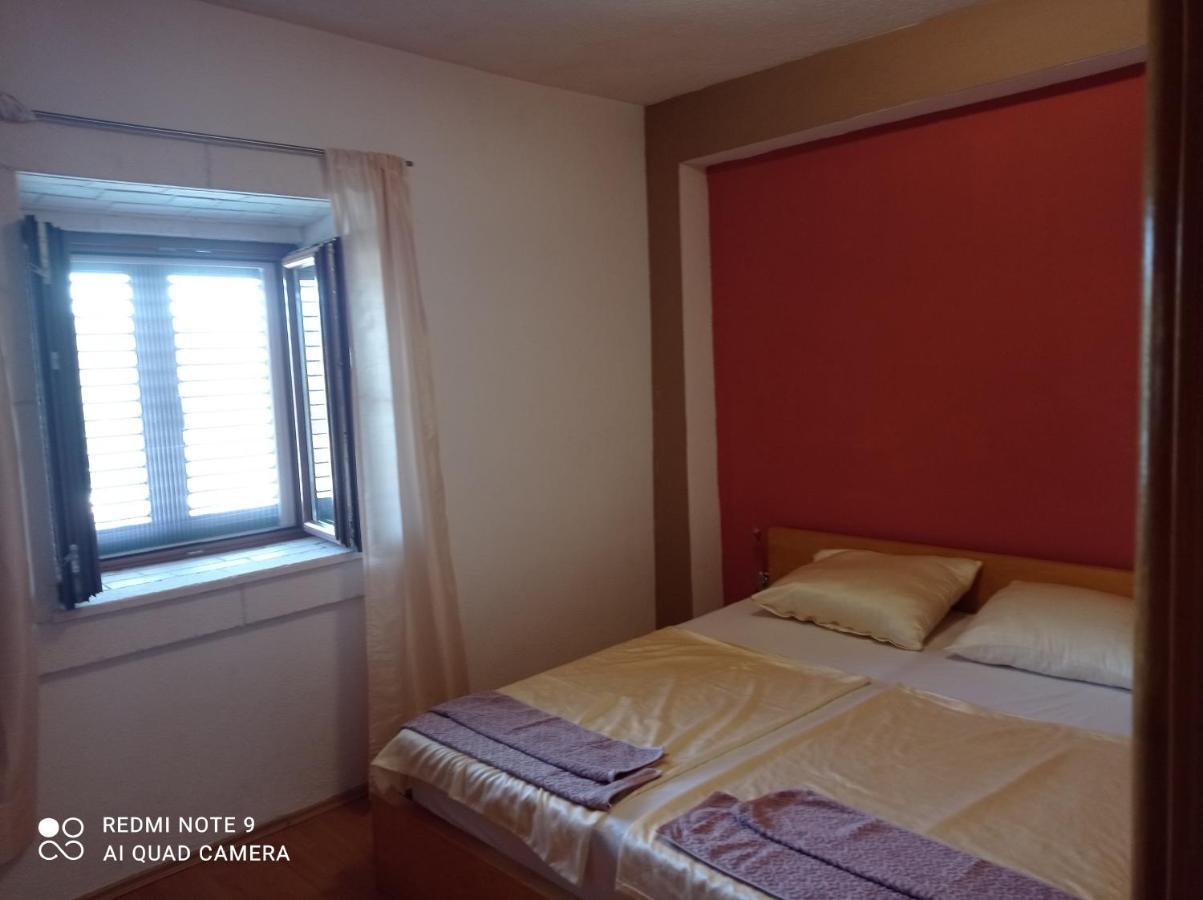 Apartment Nada Rogoznica  Bagian luar foto