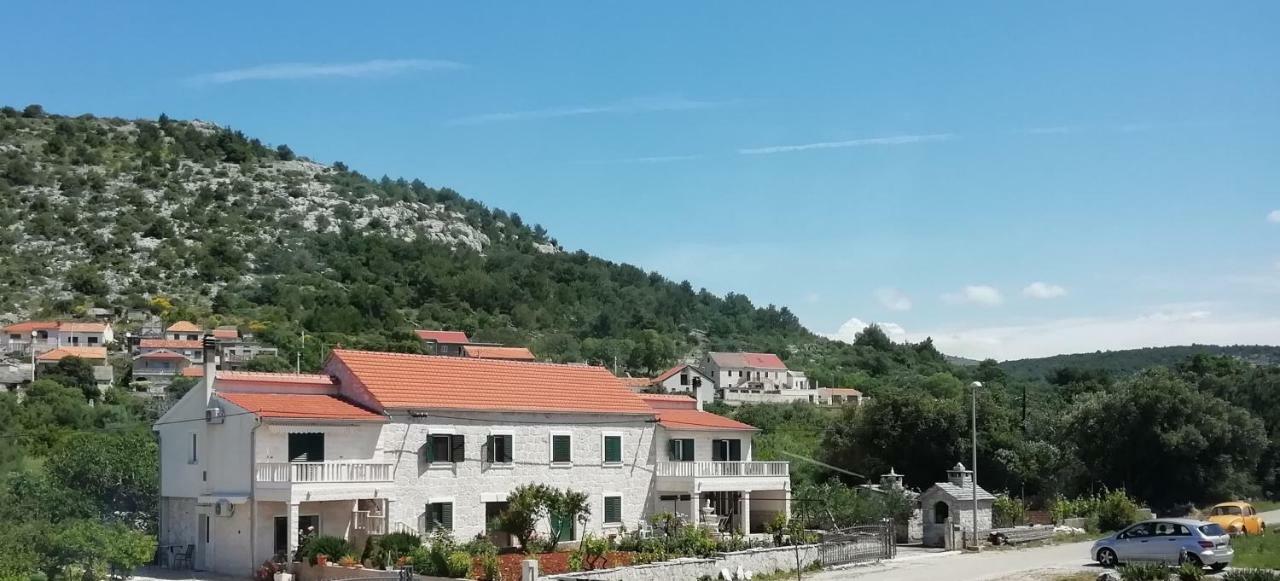 Apartment Nada Rogoznica  Bagian luar foto